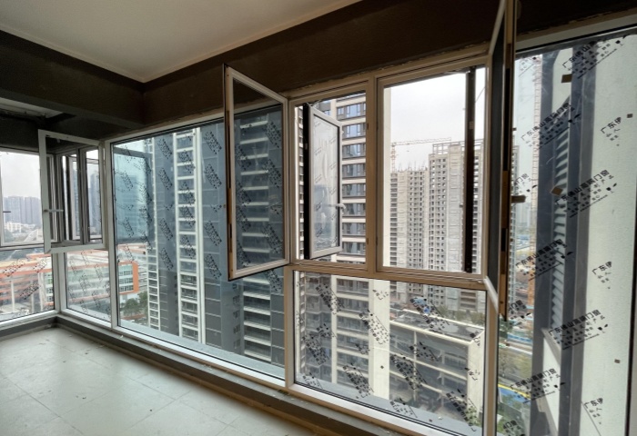 青島裝修，陽臺封窗有哪些注意事項？